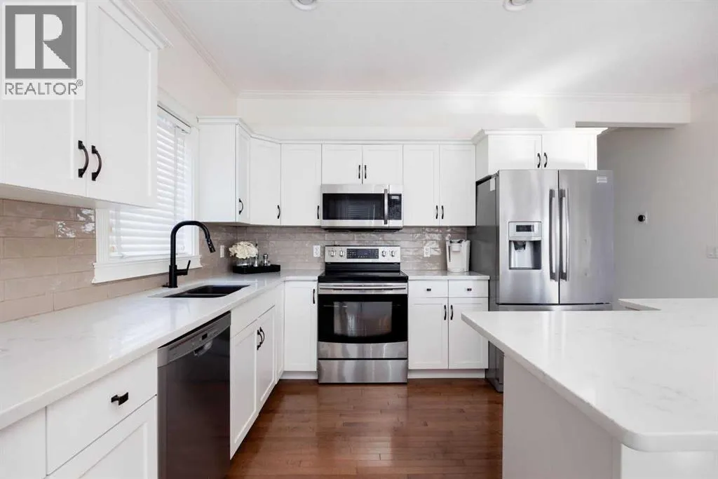251 Pacific Crescent