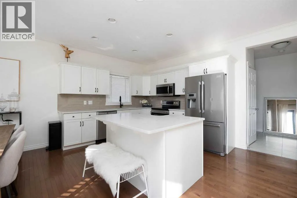 251 Pacific Crescent