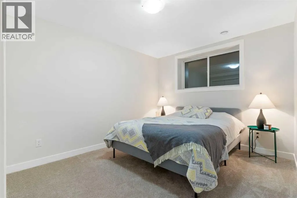 454 River Heights Crescent