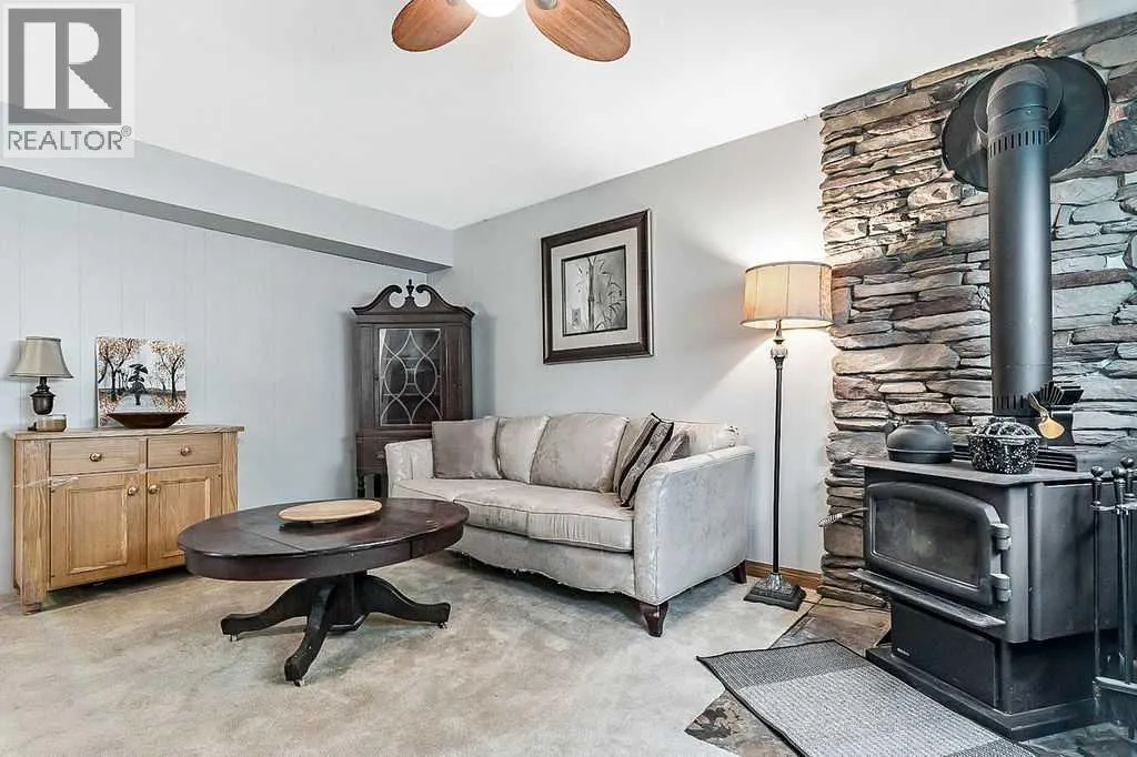 201 Robert Street SW