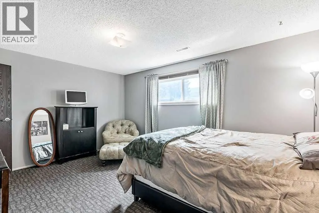 201 Robert Street SW
