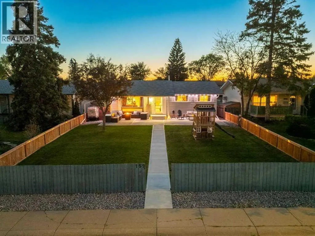 159 Rundlehorn Crescent NE