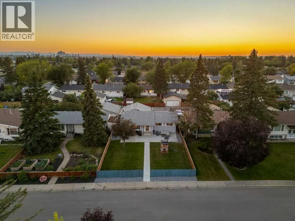 159 Rundlehorn Crescent NE