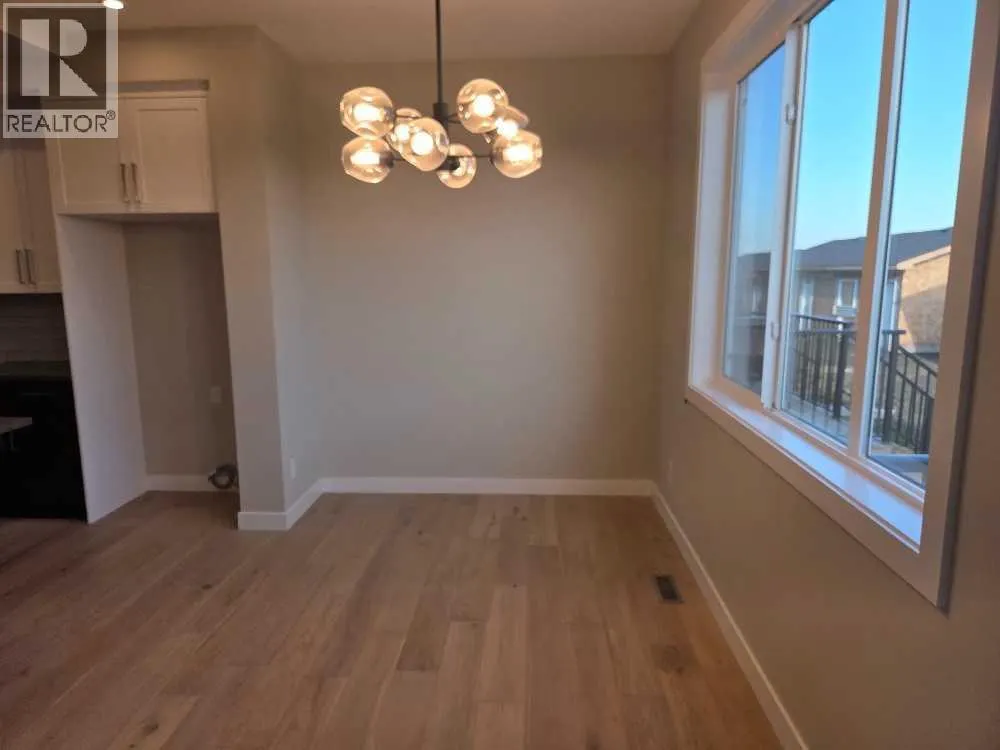 145 Cobblestone Gate SW
