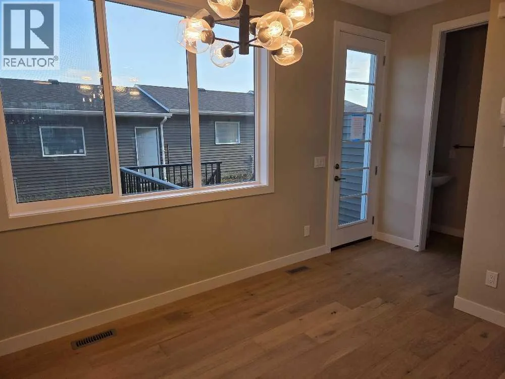 145 Cobblestone Gate SW