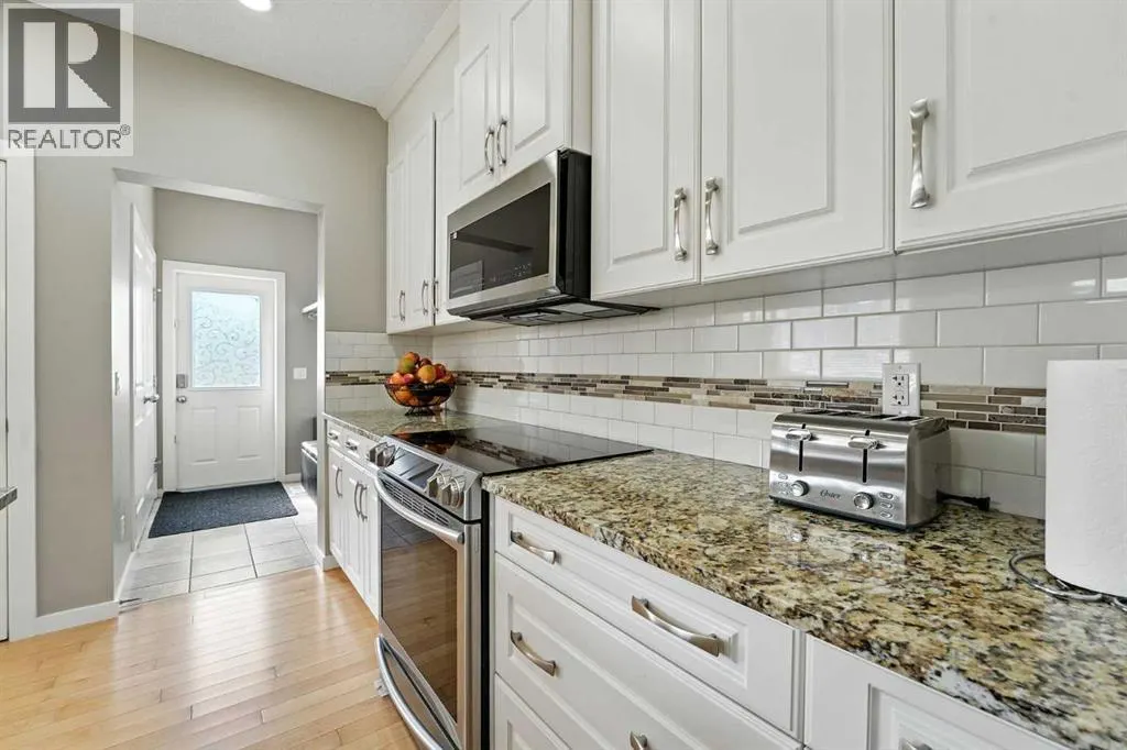 220 Legacy Crescent SE