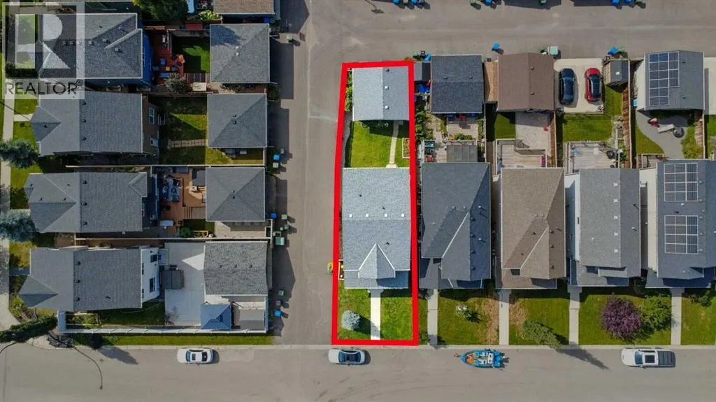 220 Legacy Crescent SE