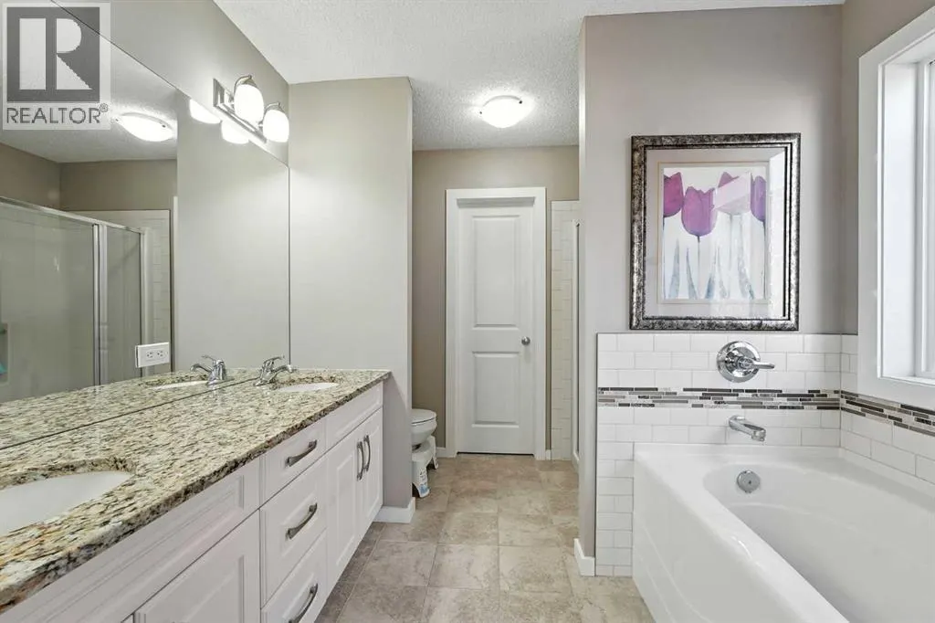 220 Legacy Crescent SE