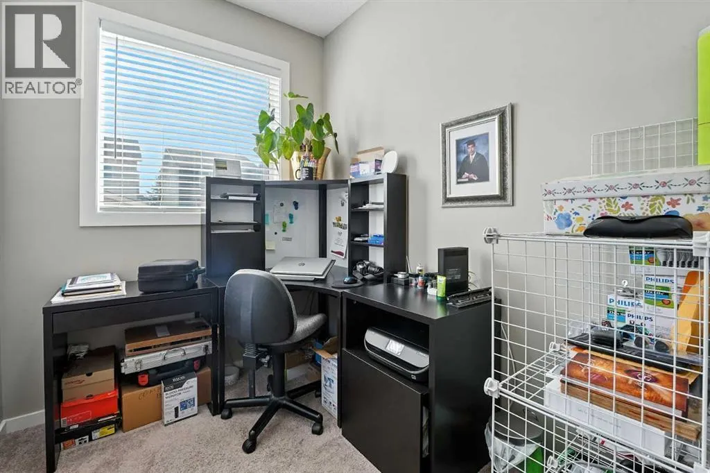 220 Legacy Crescent SE