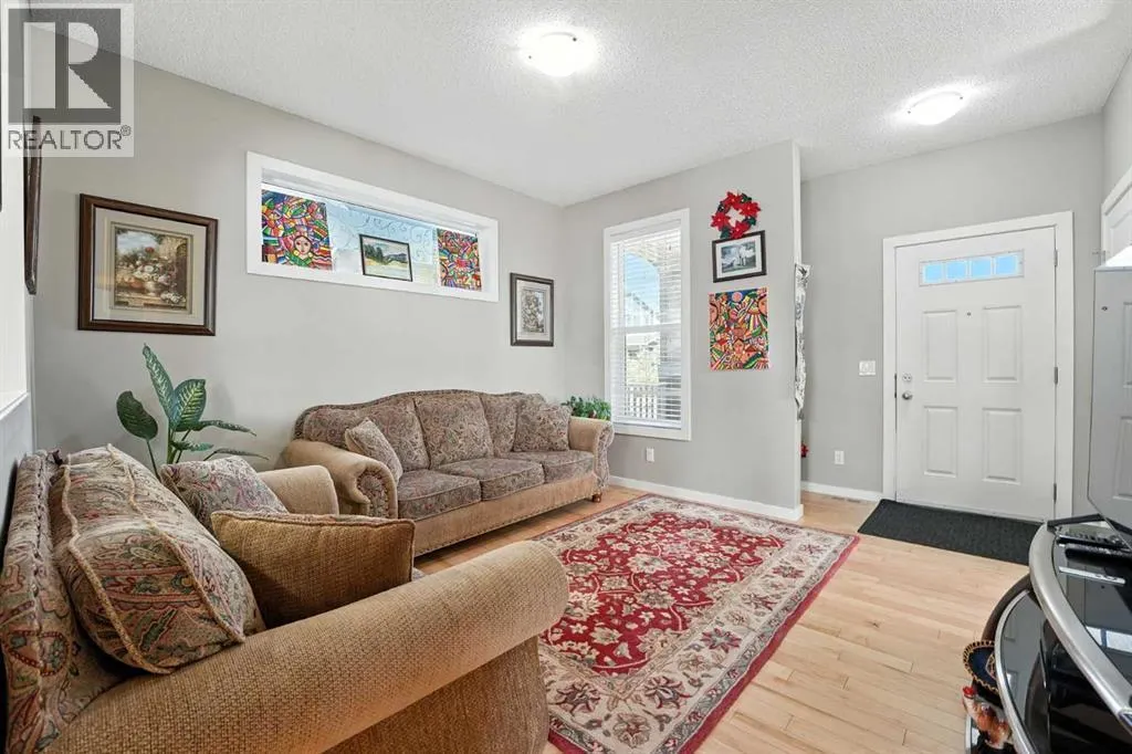 220 Legacy Crescent SE