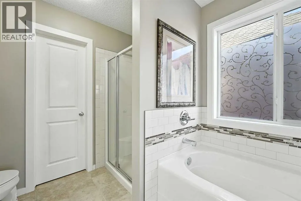 220 Legacy Crescent SE