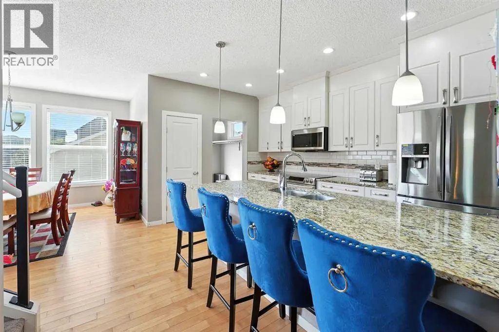 220 Legacy Crescent SE