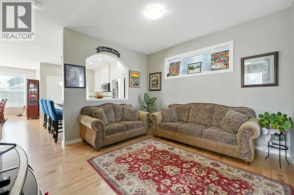 220 Legacy Crescent SE