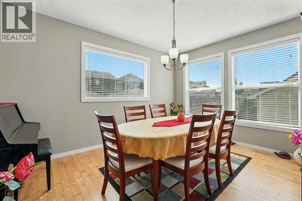 220 Legacy Crescent SE
