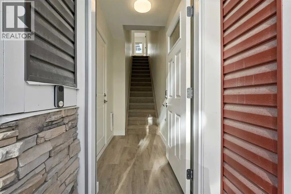 1401, 355 Nolancrest Heights NW