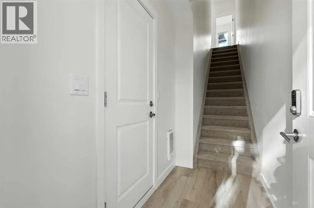 1401, 355 Nolancrest Heights NW