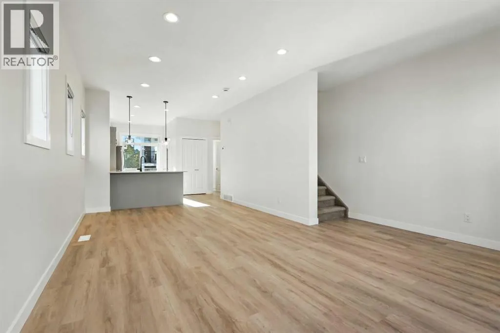 1401, 355 Nolancrest Heights NW