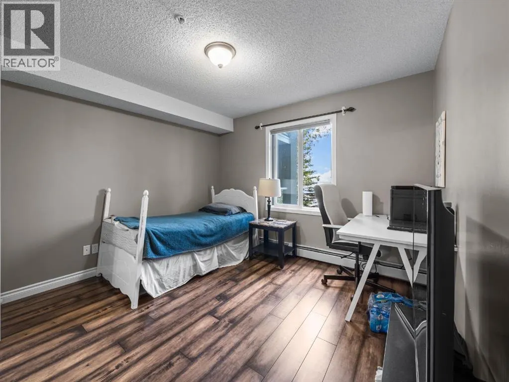 1206, 2518 Fish Creek Boulevard SW