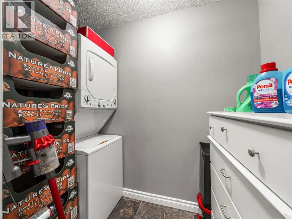 1206, 2518 Fish Creek Boulevard SW