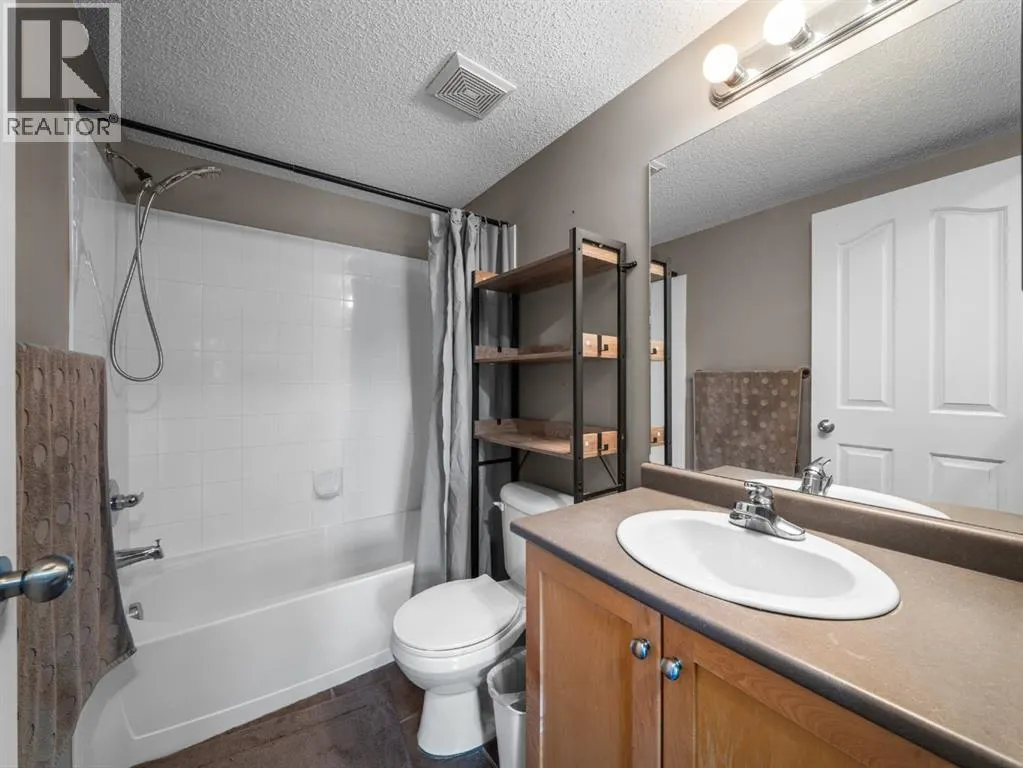 1206, 2518 Fish Creek Boulevard SW