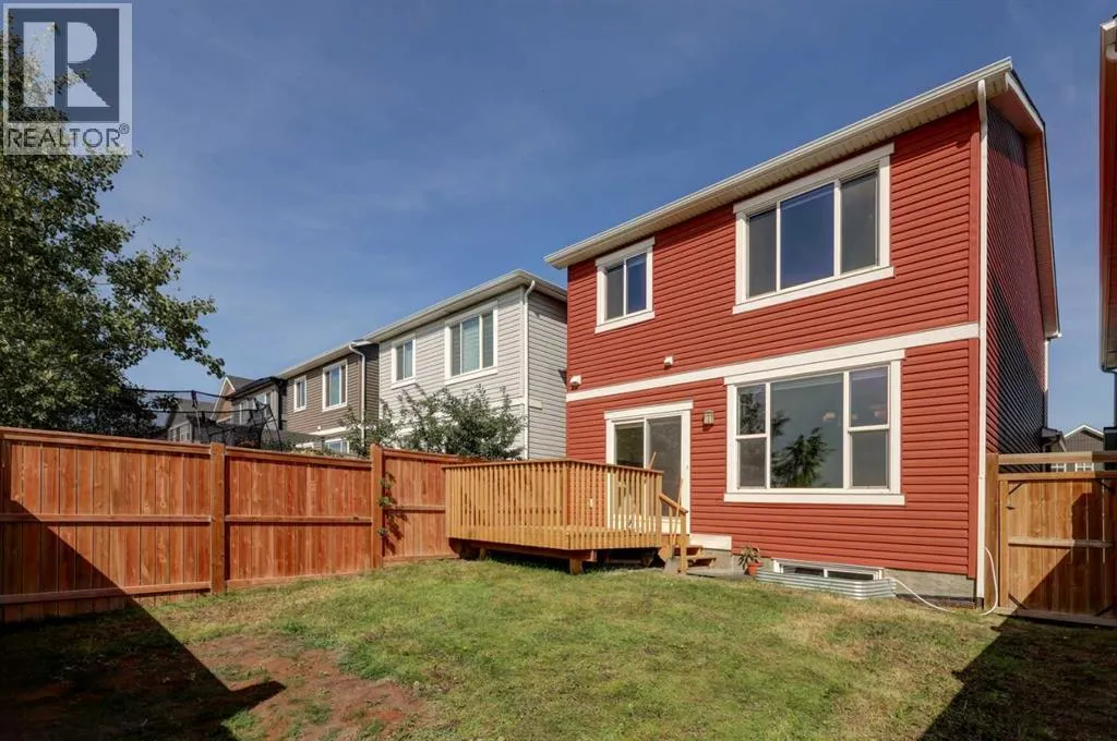70 Howse Common NE