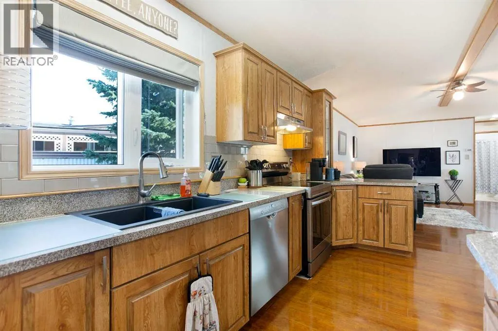 264, 99 Arbour Lake Road NW