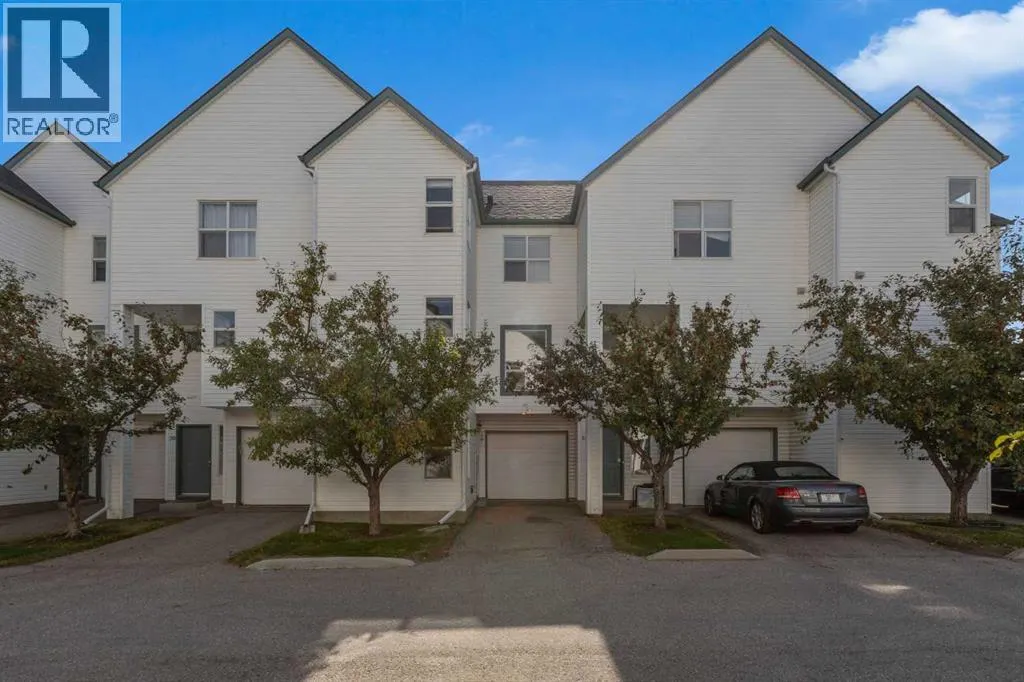 19, 200 Hidden Hills Terrace NW