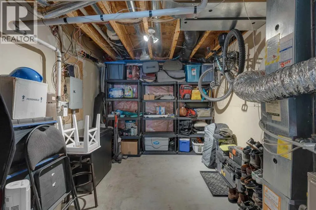 19, 200 Hidden Hills Terrace NW