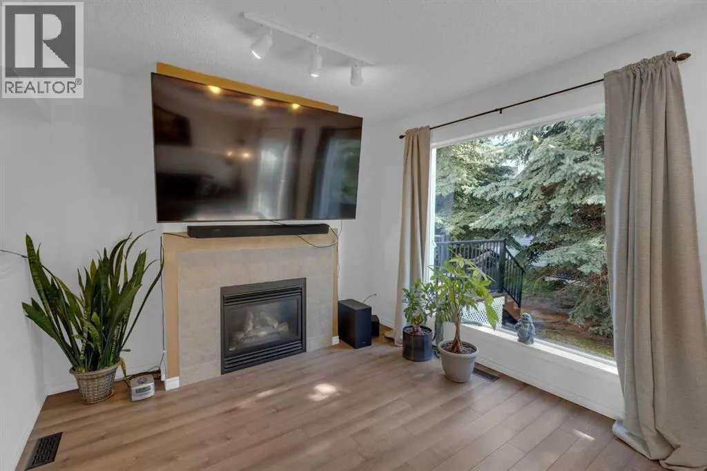 19, 200 Hidden Hills Terrace NW