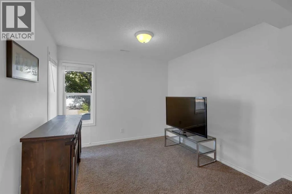 19, 200 Hidden Hills Terrace NW