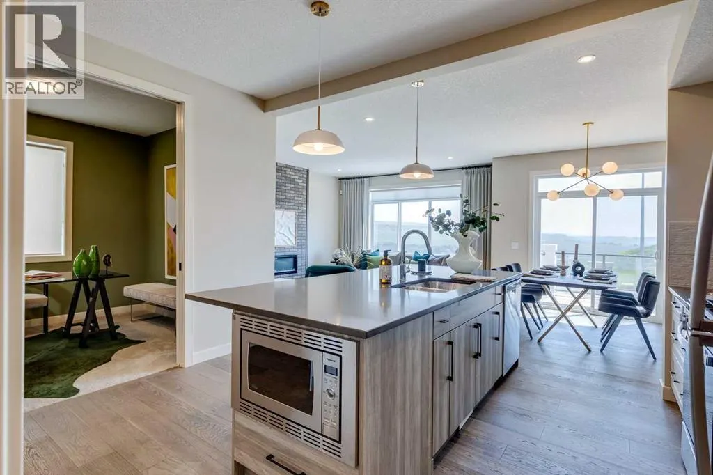 111 sundown Crescent