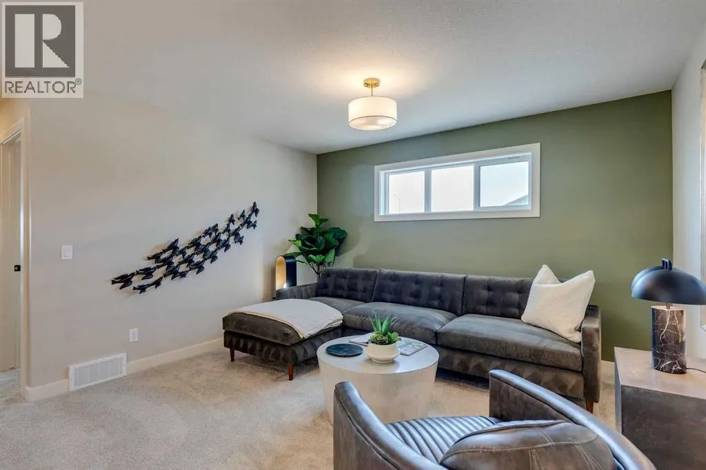 111 sundown Crescent