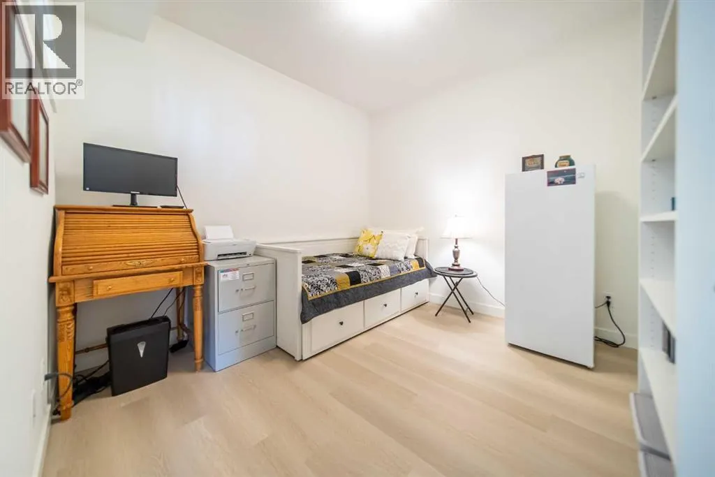 1310, 200 Seton Circle SE