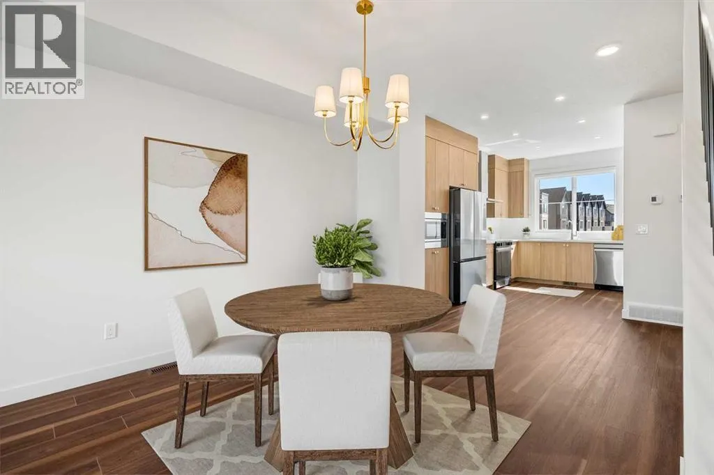 215 Seton Grove SE