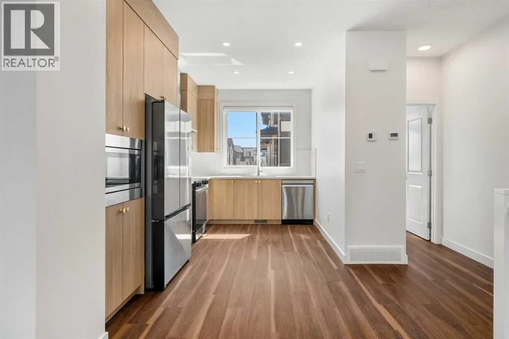 215 Seton Grove SE