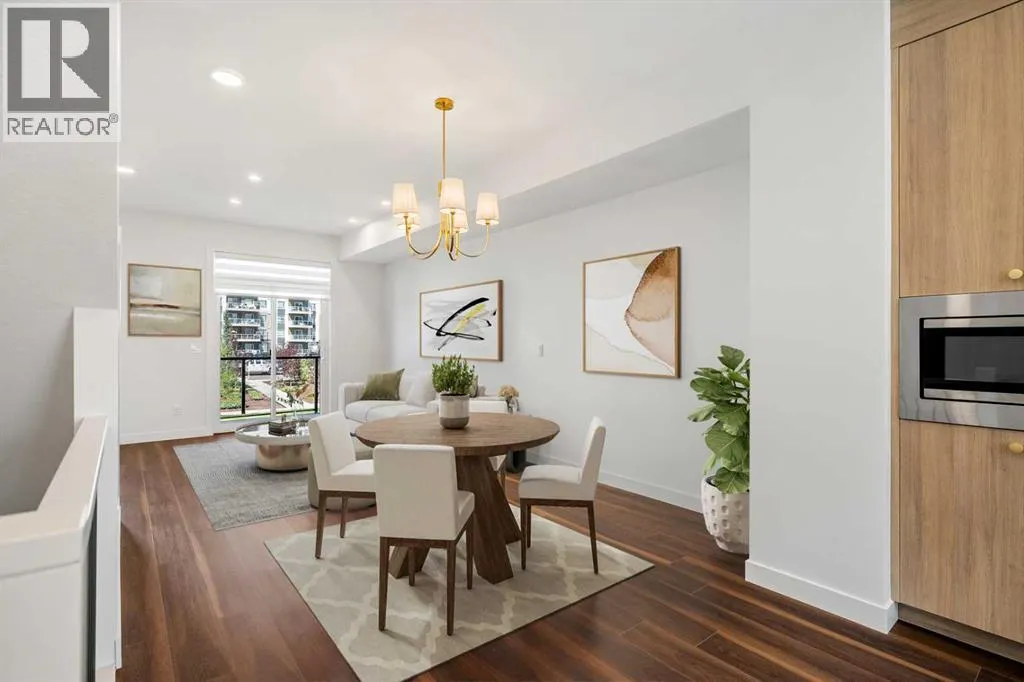 215 Seton Grove SE