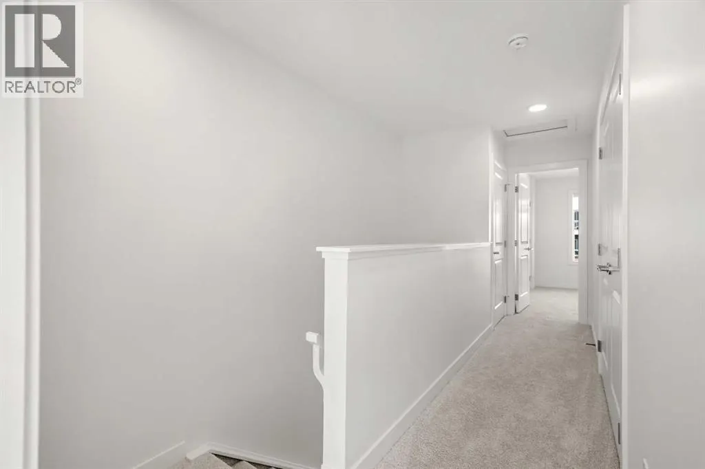215 Seton Grove SE