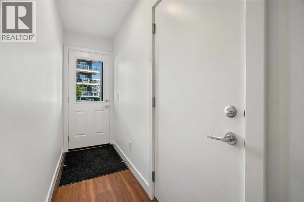215 Seton Grove SE