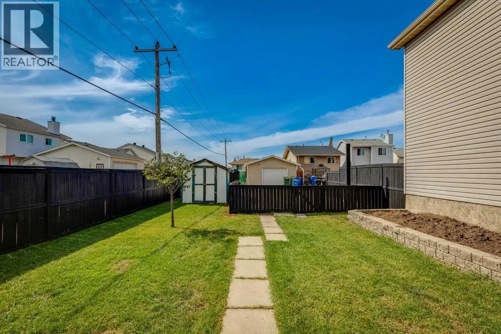 23 Erin Grove Court SE