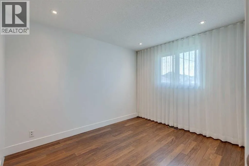 23 Erin Grove Court SE