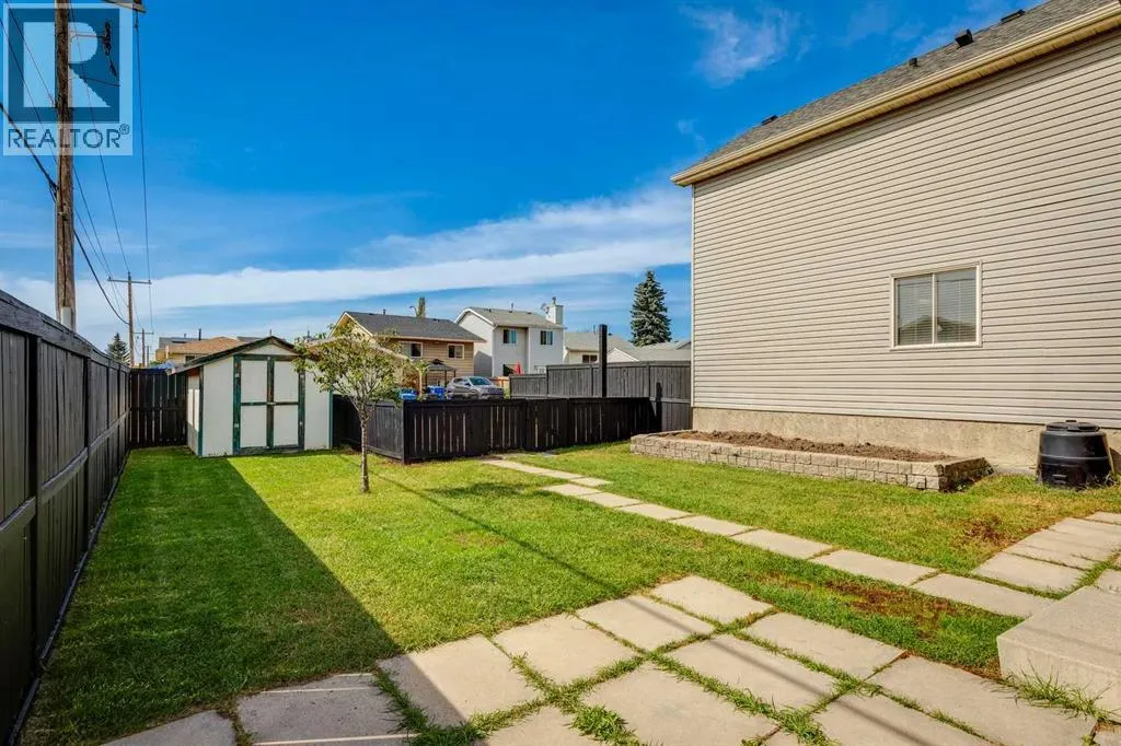23 Erin Grove Court SE