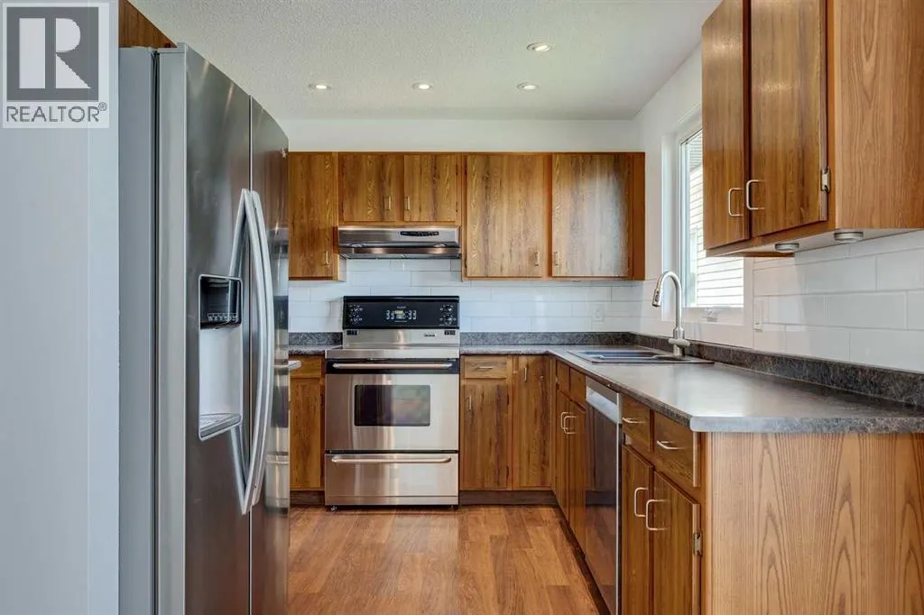 23 Erin Grove Court SE