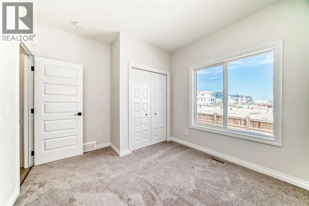 66 Homestead Common NE