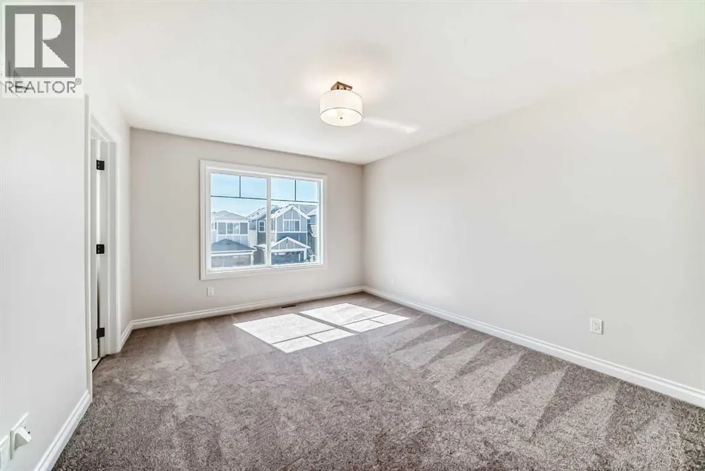 66 Homestead Common NE