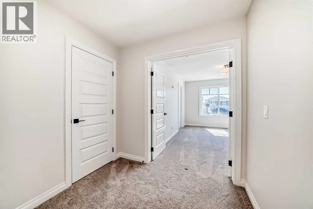 66 Homestead Common NE