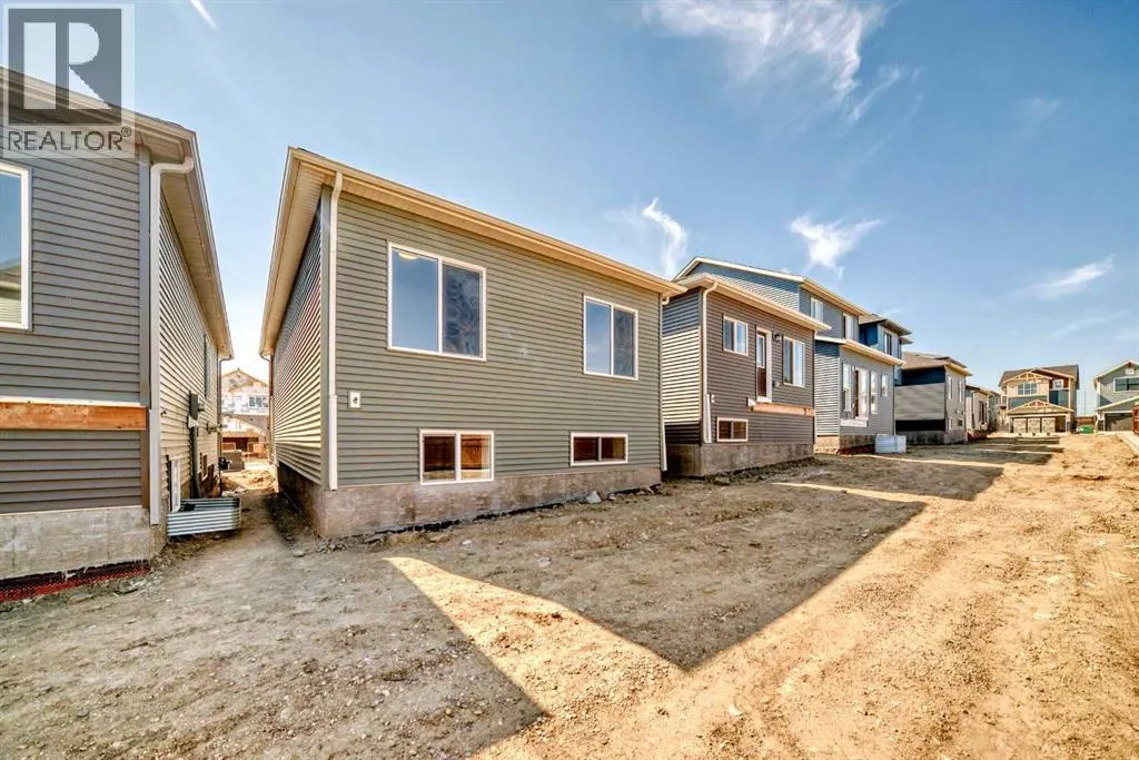 66 Homestead Common NE