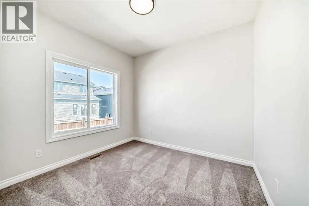 66 Homestead Common NE