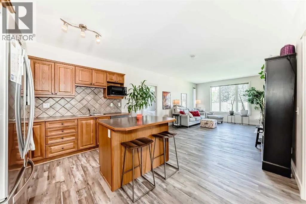 406, 8000 Wentworth Drive SW