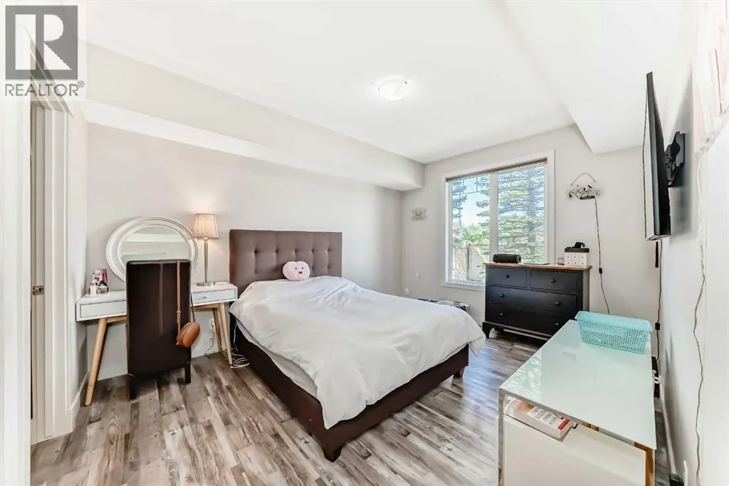 406, 8000 Wentworth Drive SW