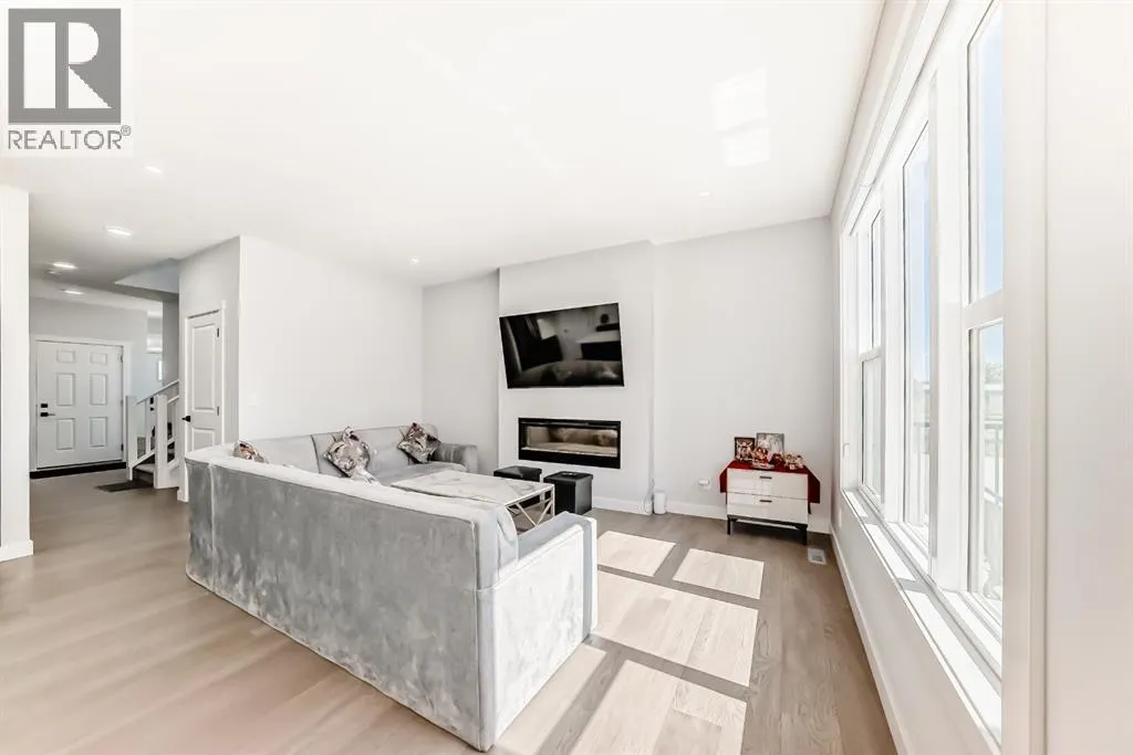 857 Midtown Drive SW